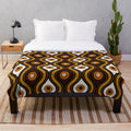 Plush retro 70s style blanket with colorful vintage pattern