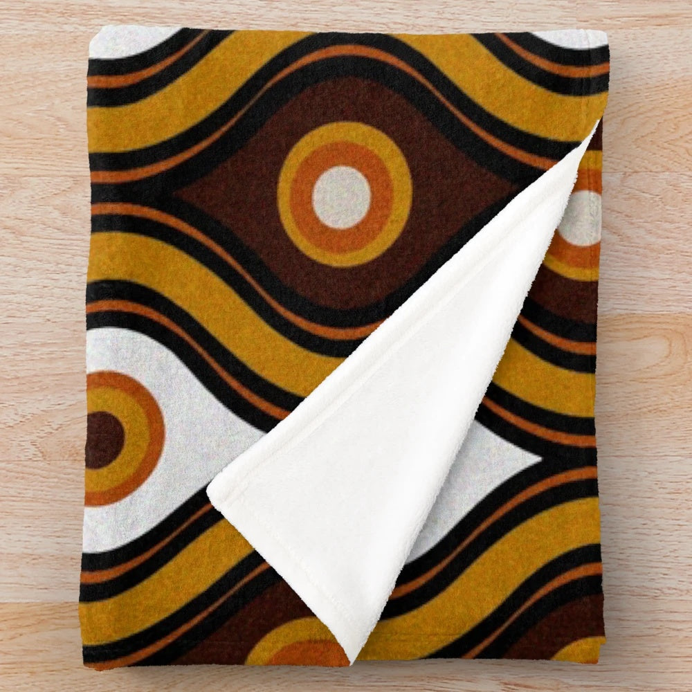 Plush retro 70s style blanket with colorful vintage pattern