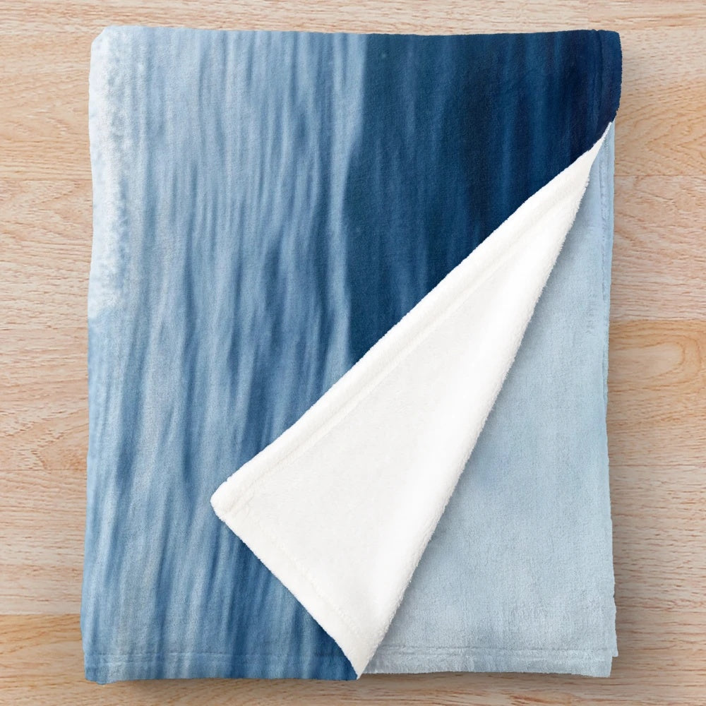 A plush blanket with a "Don't Mess with a Rower Girl" slogan, perfect for rowers and water sports enthusiasts.