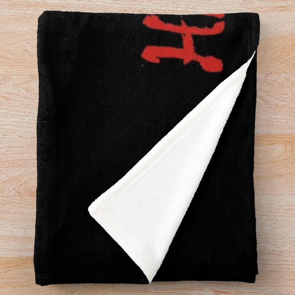 Plush blanket with Japanese cinema harakiri design