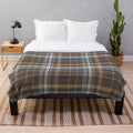 Scottish tartan pattern plush blanket for cozy home decor