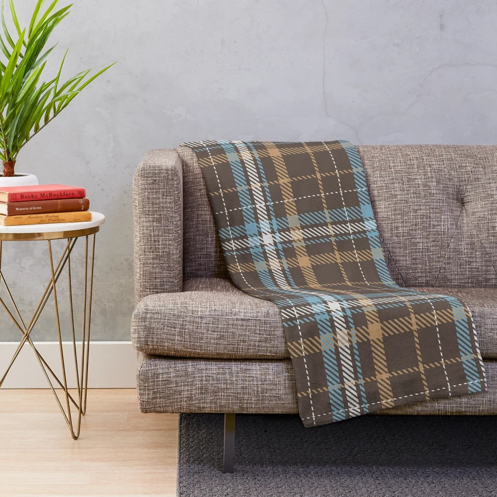 Scottish tartan pattern plush blanket for cozy home decor