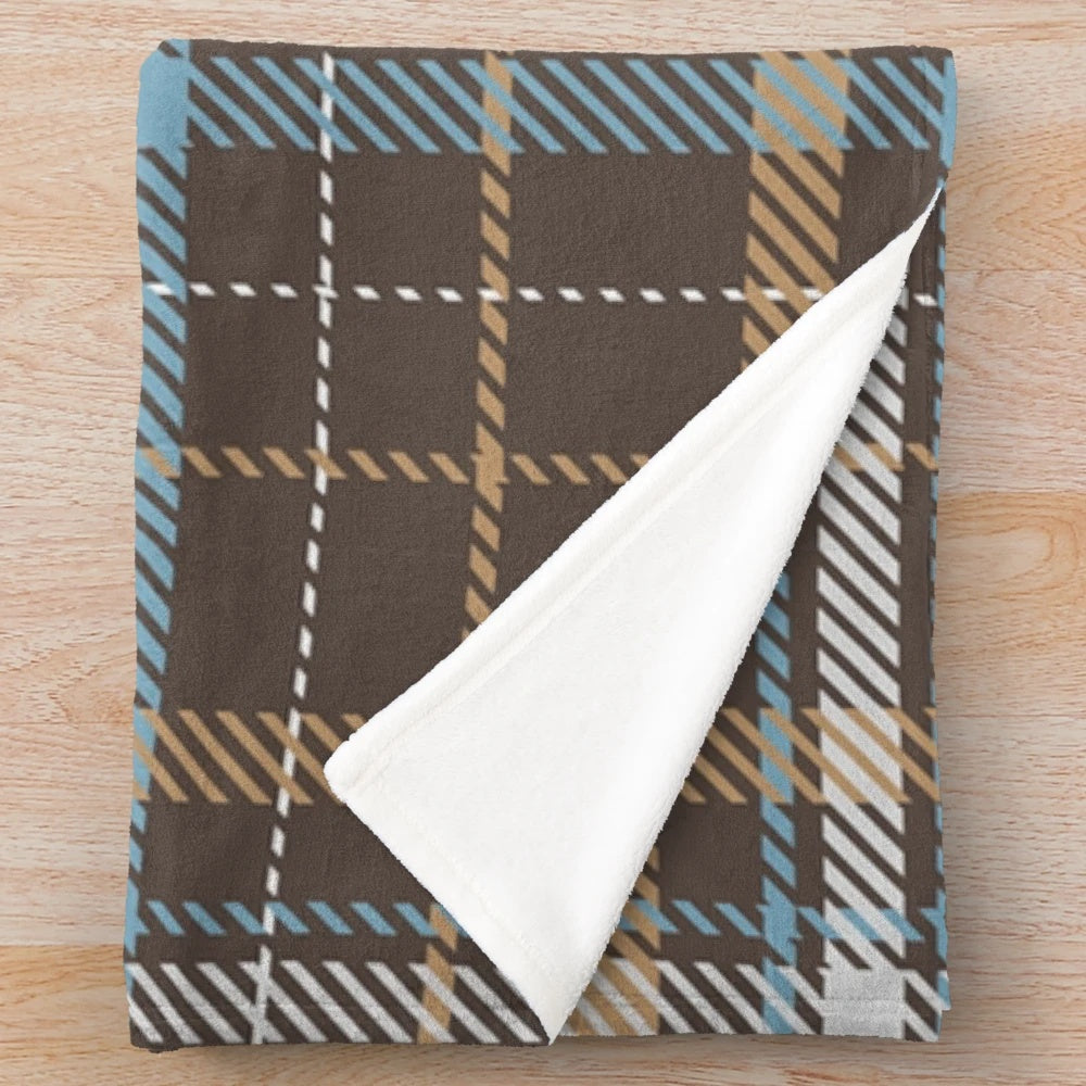 Scottish tartan pattern plush blanket for cozy home decor