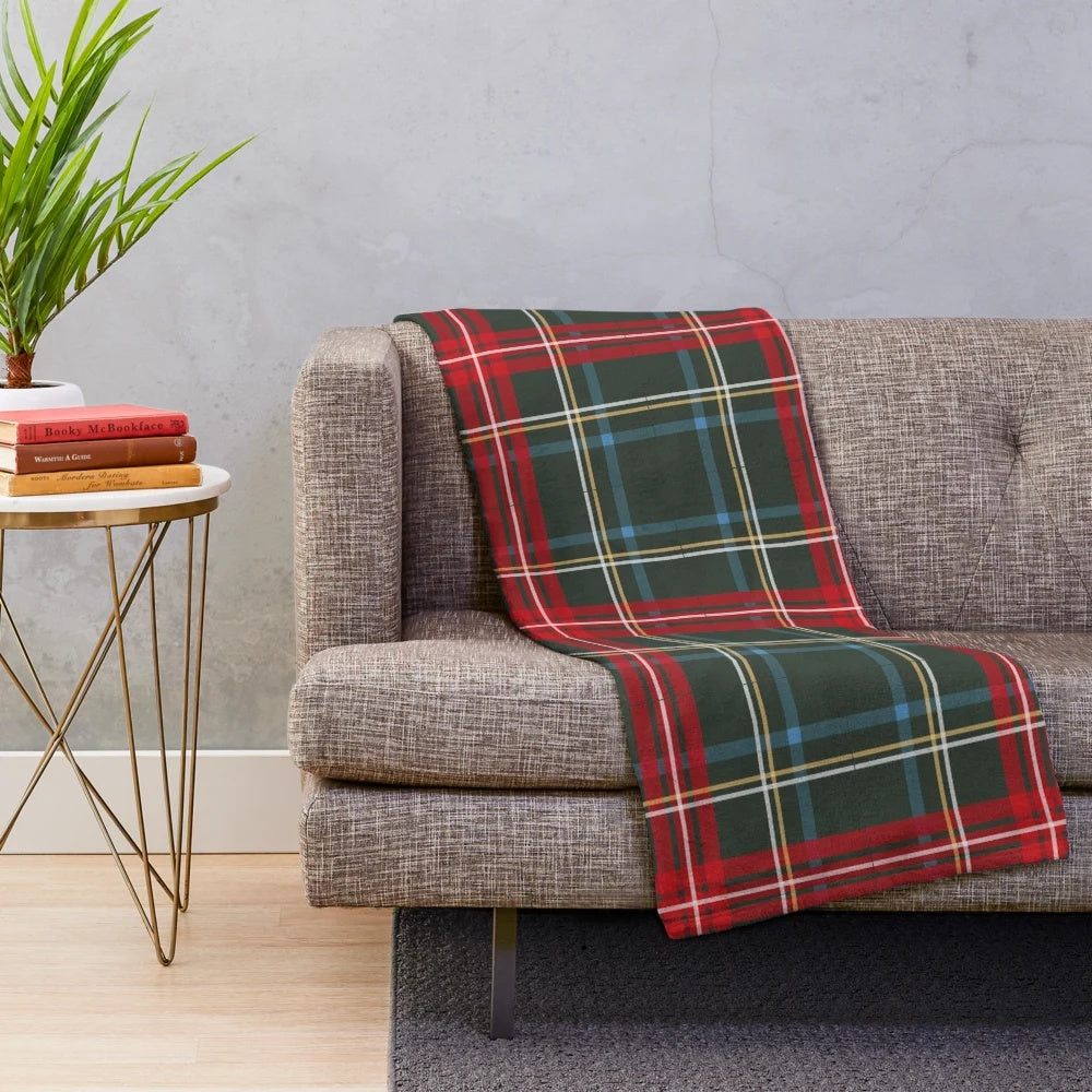 Soft and warm Scottish tartan pattern plush blanket
