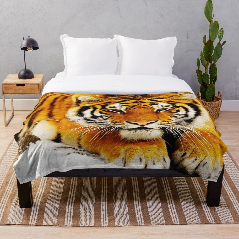 Soft, plush siberian tiger blanket