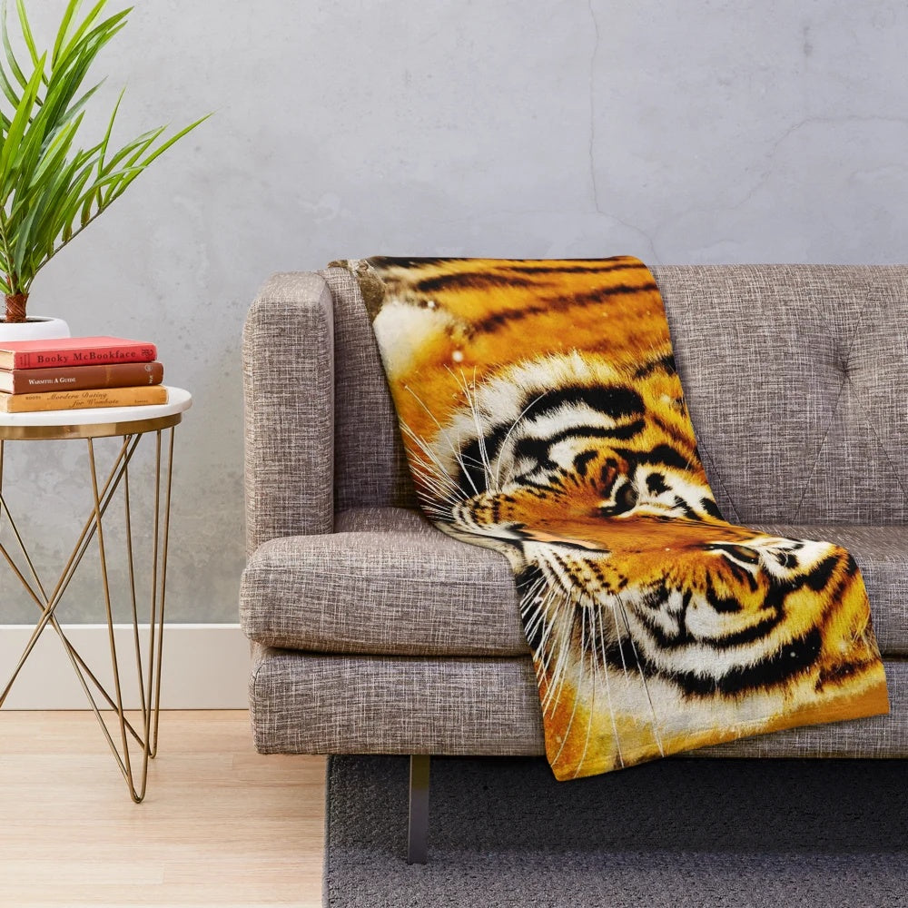 Soft, plush siberian tiger blanket
