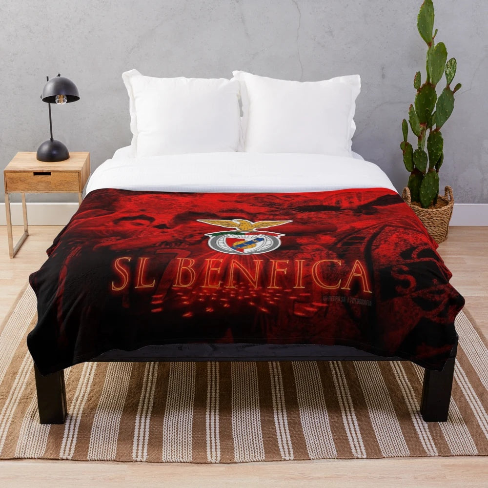 SL BENFICA Plush Blanket with Football/Soccer Team Logo