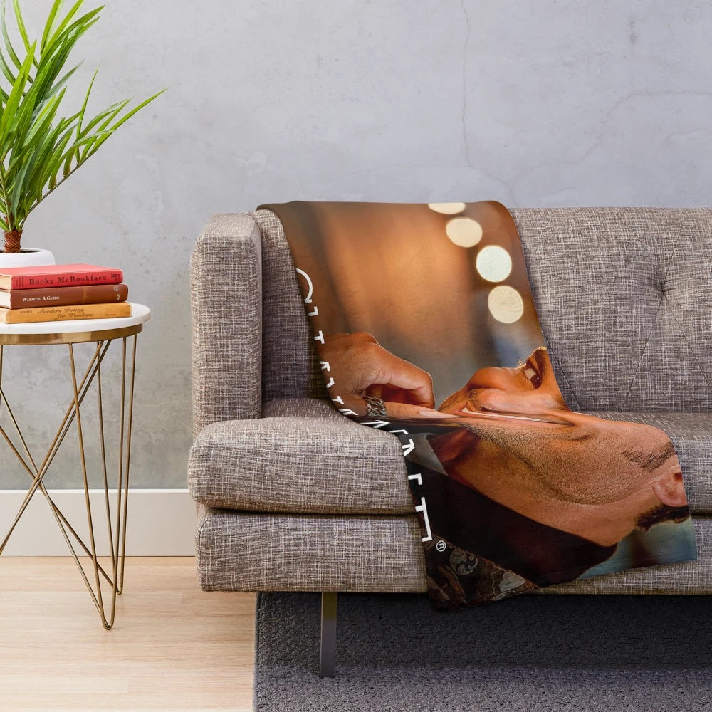 Soft and cozy plush blanket with a star pattern design, perfect for music enthusiasts