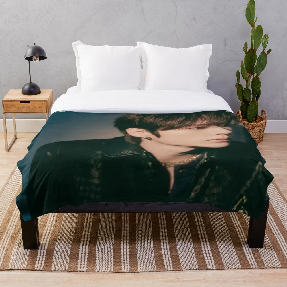 Stray Kids Leeknow inspired plush blanket featuring the popular K-pop idol