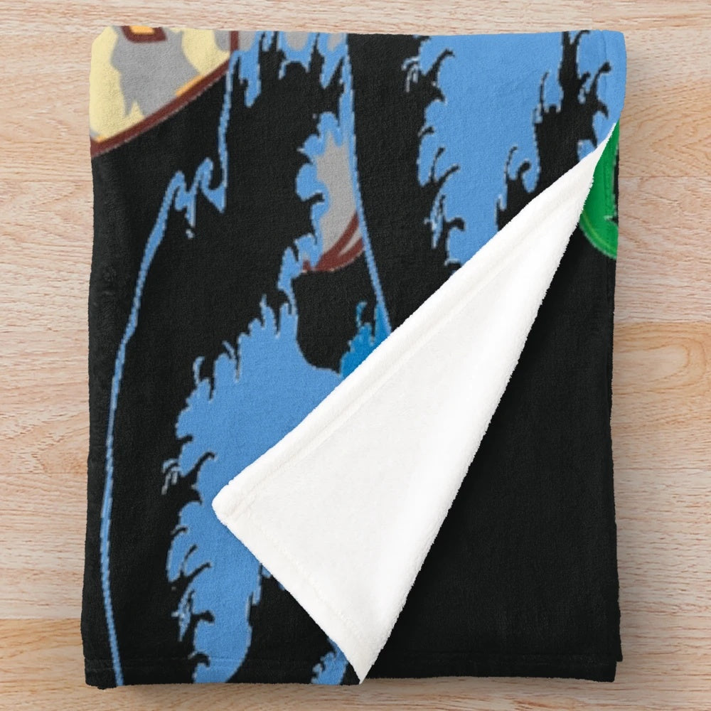 Soft, comfortable plush blanket with coastal design