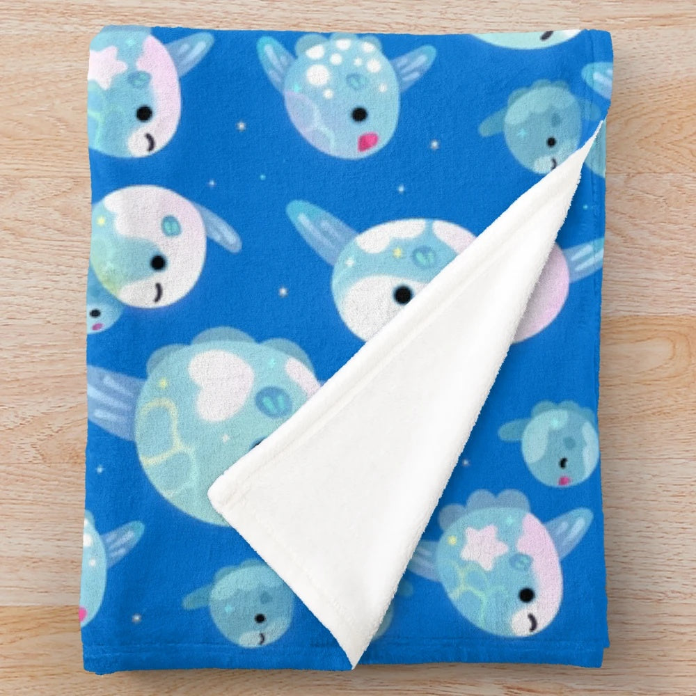 Soft and Cuddly Sunfish Plush Blanket for Dreamy Ocean Vibes