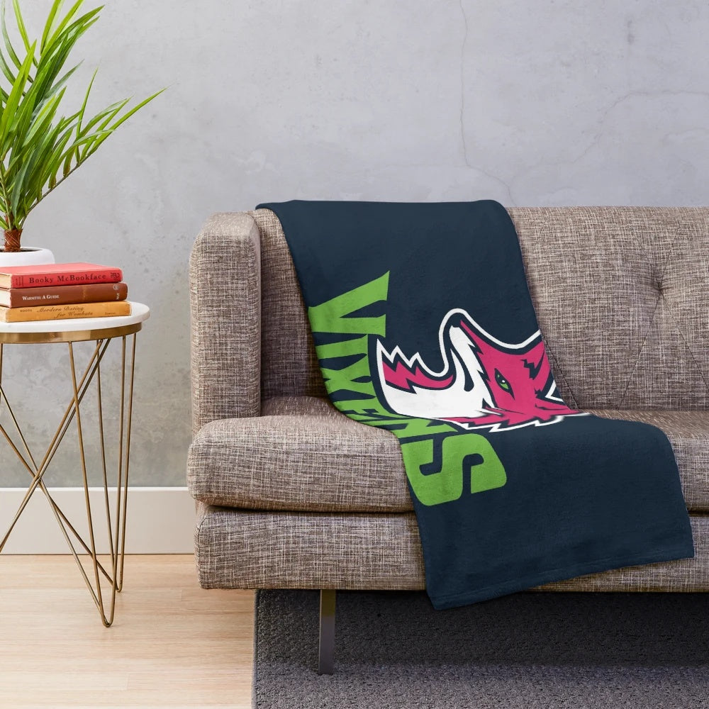 Sweet Briar College plush fleece blanket