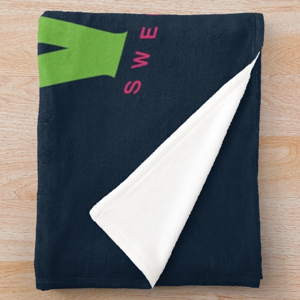 Sweet Briar College plush fleece blanket