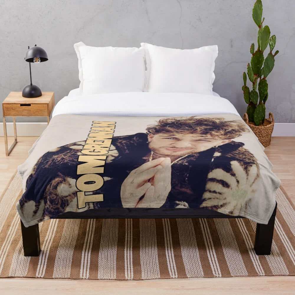 Tom Grennan inspired plush blanket for music lovers