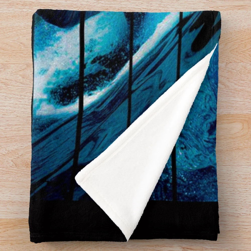 Plush blanket with wave pattern design