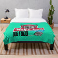 Soft, comfortable wolf-themed plush blanket for dog food enthusiasts
