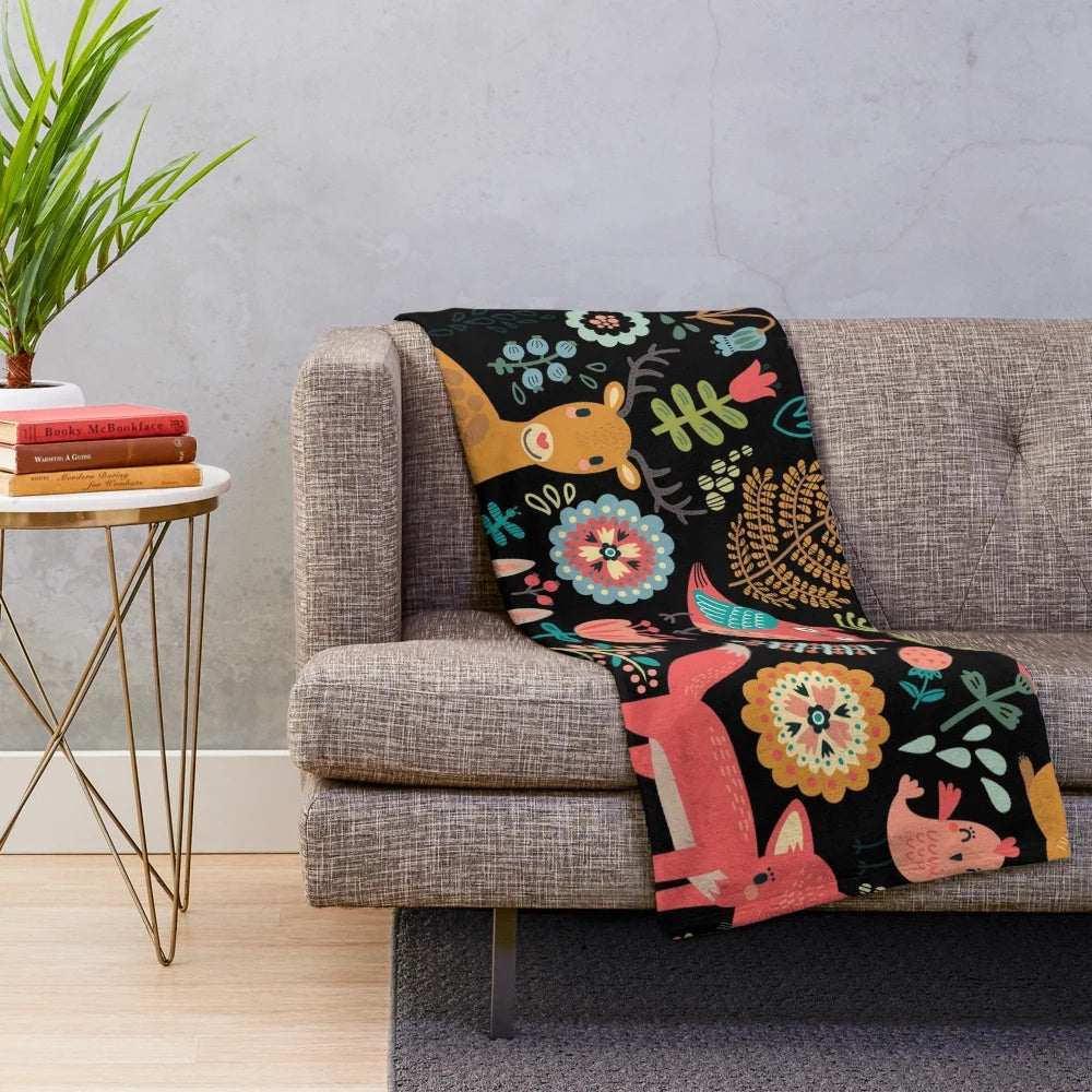Woodland animals pattern plush blanket