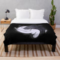 Cute plush dragon blanket featuring Toothless and Light Fury hugging in a yin yang design
