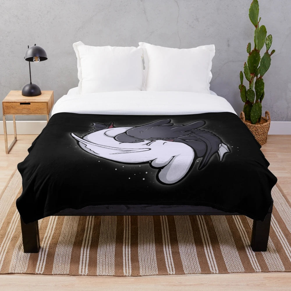 Cute plush dragon blanket featuring Toothless and Light Fury hugging in a yin yang design