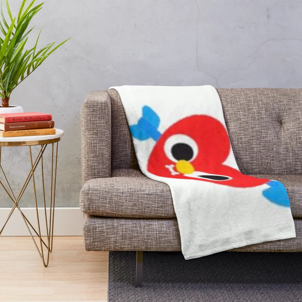 Soft and warm plush blanket with heart design