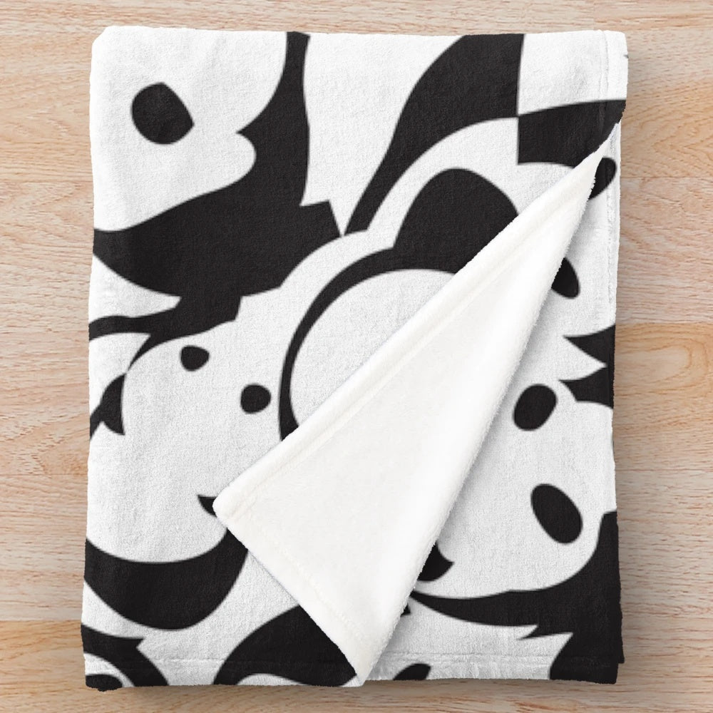 Soft and cozy panda pattern plush blanket