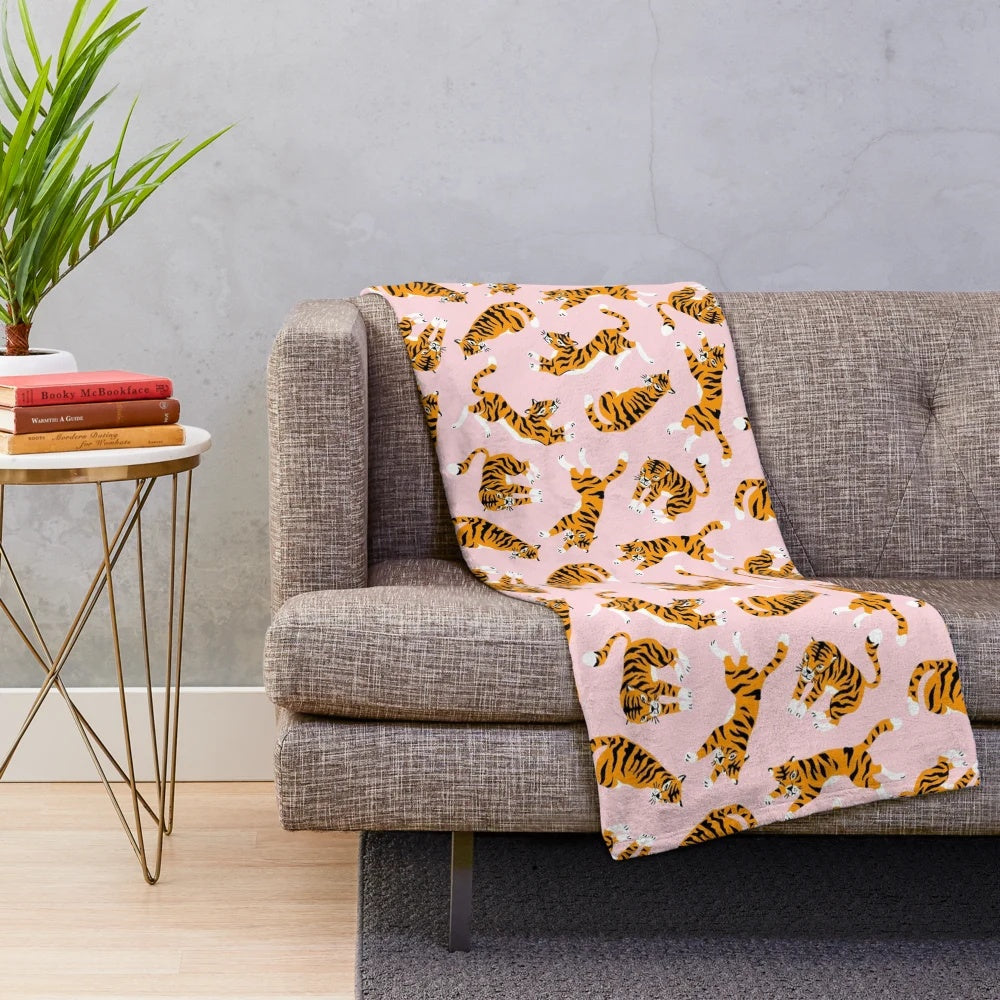 Colorful plush blanket with cute tigers pattern