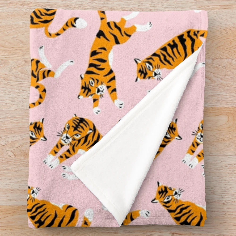 Colorful plush blanket with cute tigers pattern