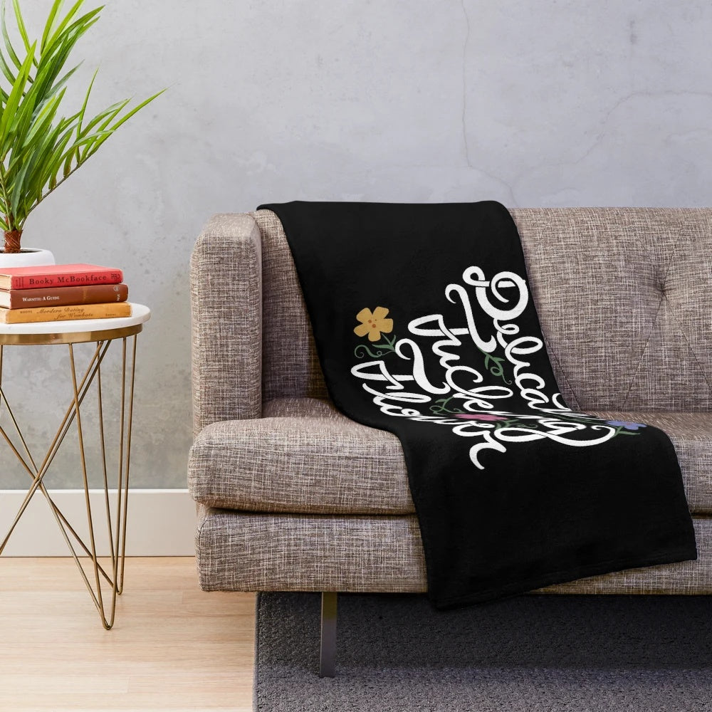 Delicate flower plush blanket
