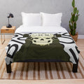 Dorohedoro Ebisu plush blanket featuring a shocked skeleton character