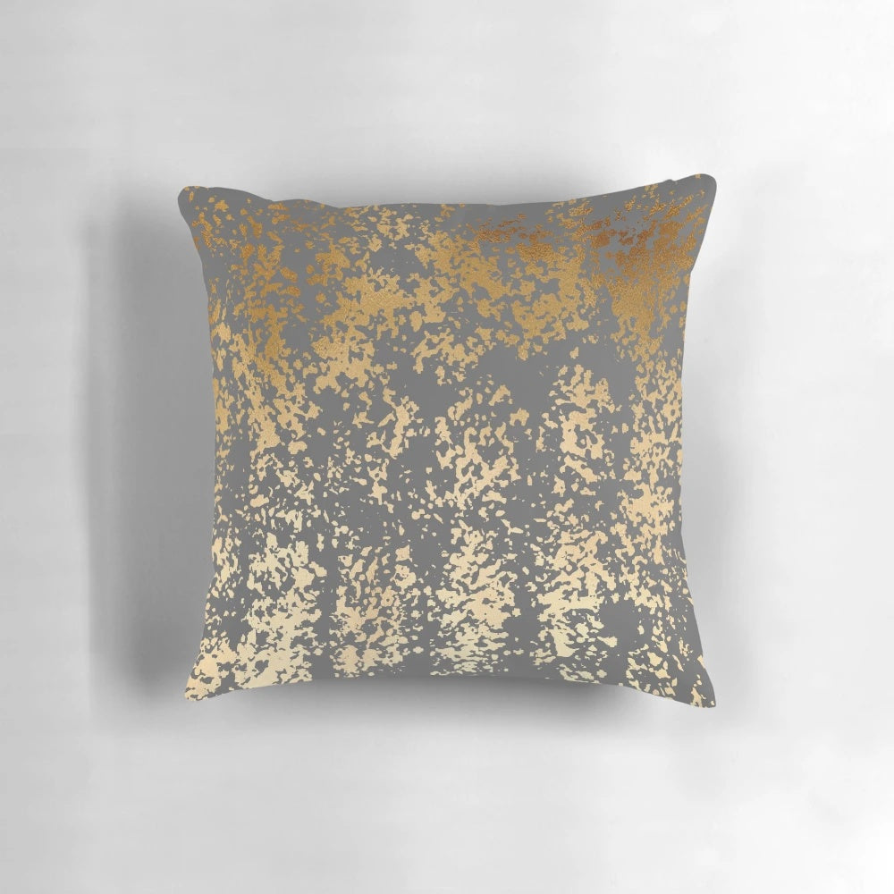 Glamorous gold-patterned pillow with a modern and sophisticated design
