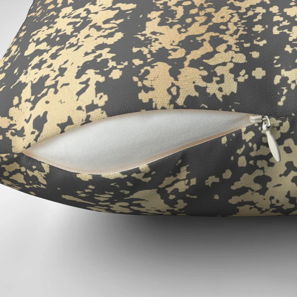 Glamorous gold-patterned pillow with a modern and sophisticated design