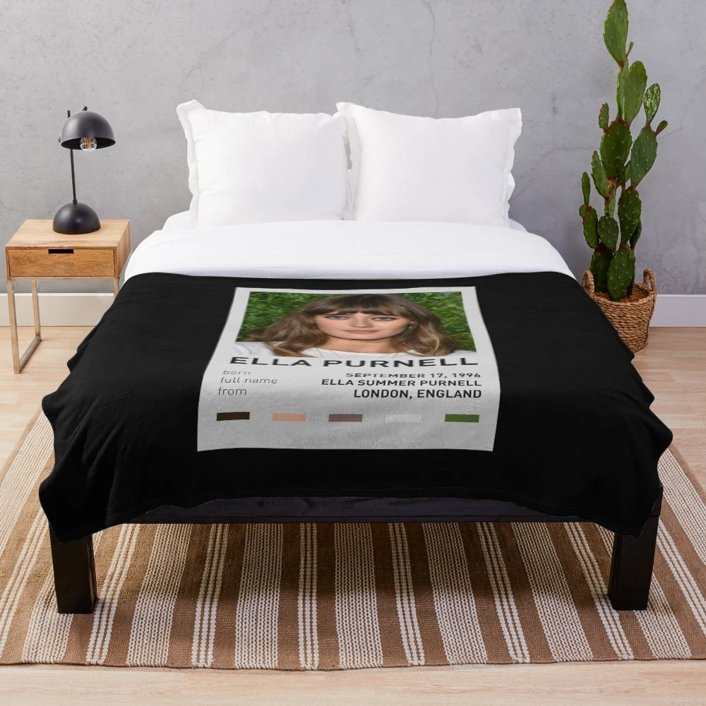 Ella Purnell Inspired Aesthetic Plush Blanket