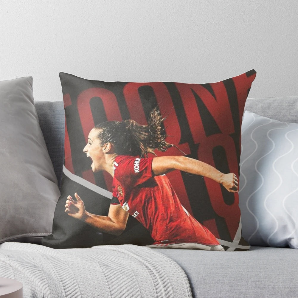 Ella Toone 2022 Pillow - Vibrant and Stylish Illustration of the Rising Football Star