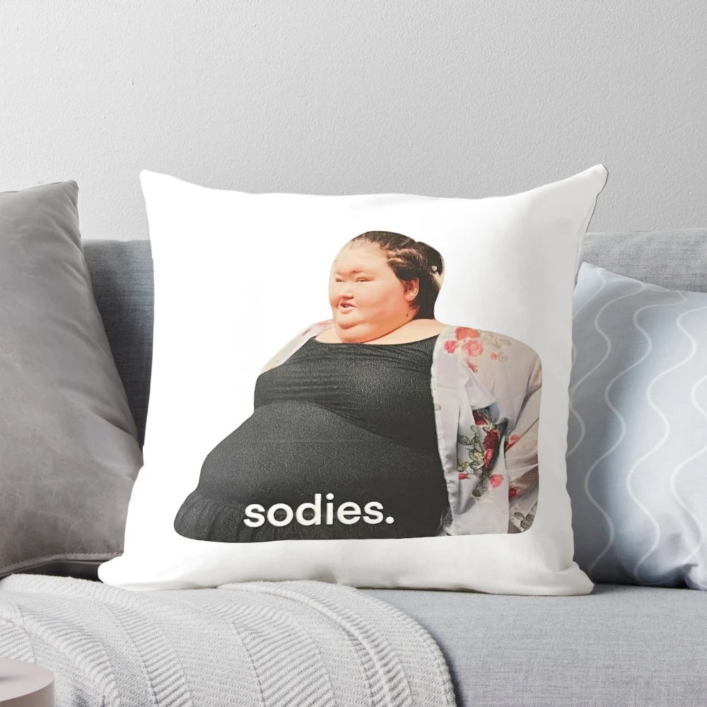 Amy Slaton magnet pillow featuring the Slaton sisters from 1000 Lb Sisters