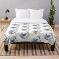 Captivating bird-themed plush blanket for a cozy home