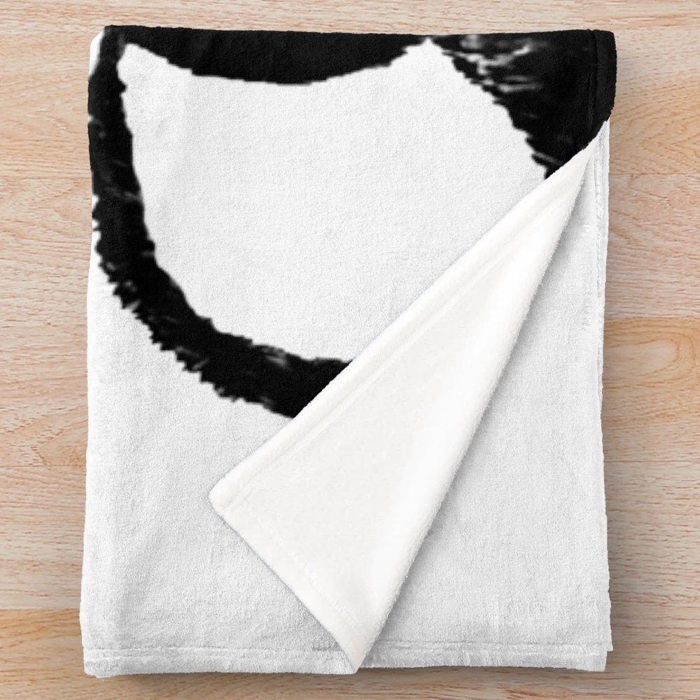 Dark cat plush blanket with a mysterious and captivating design