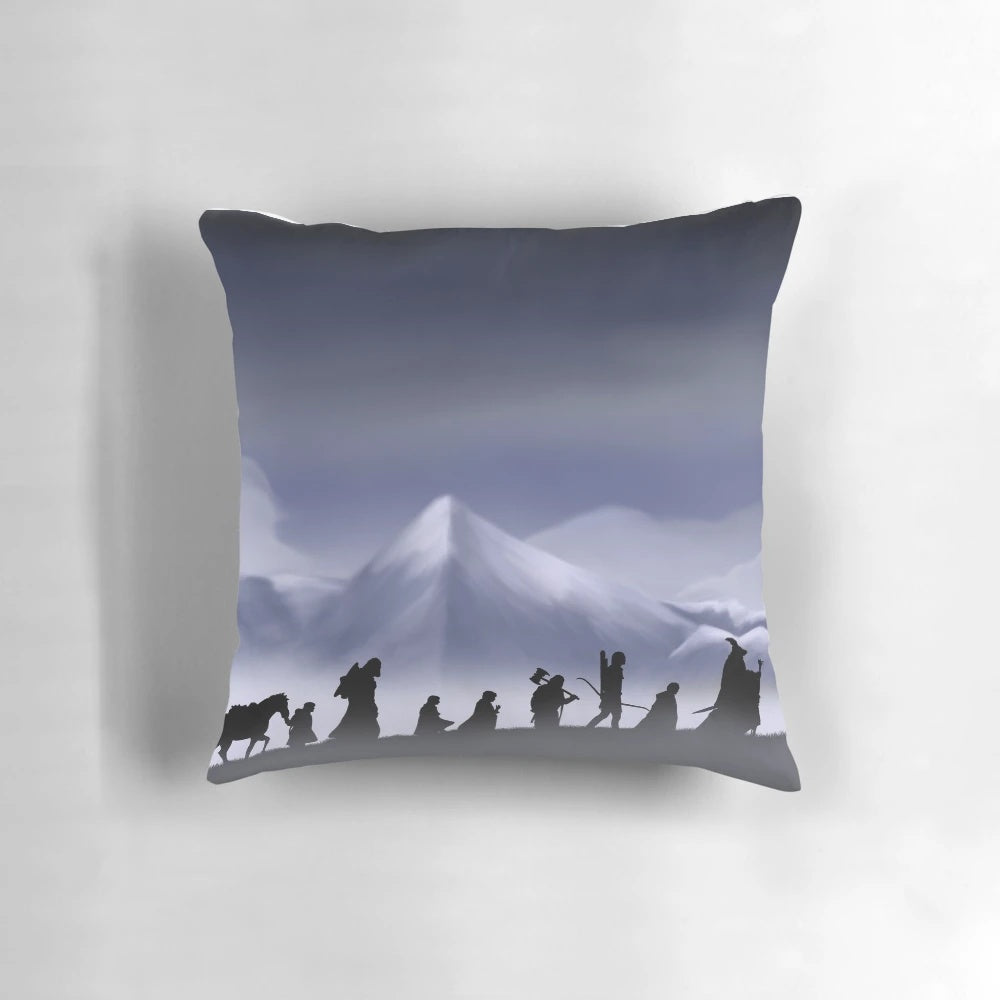 Decorative pillow featuring characters from the Lord of the Rings: Fellowship of the Ring