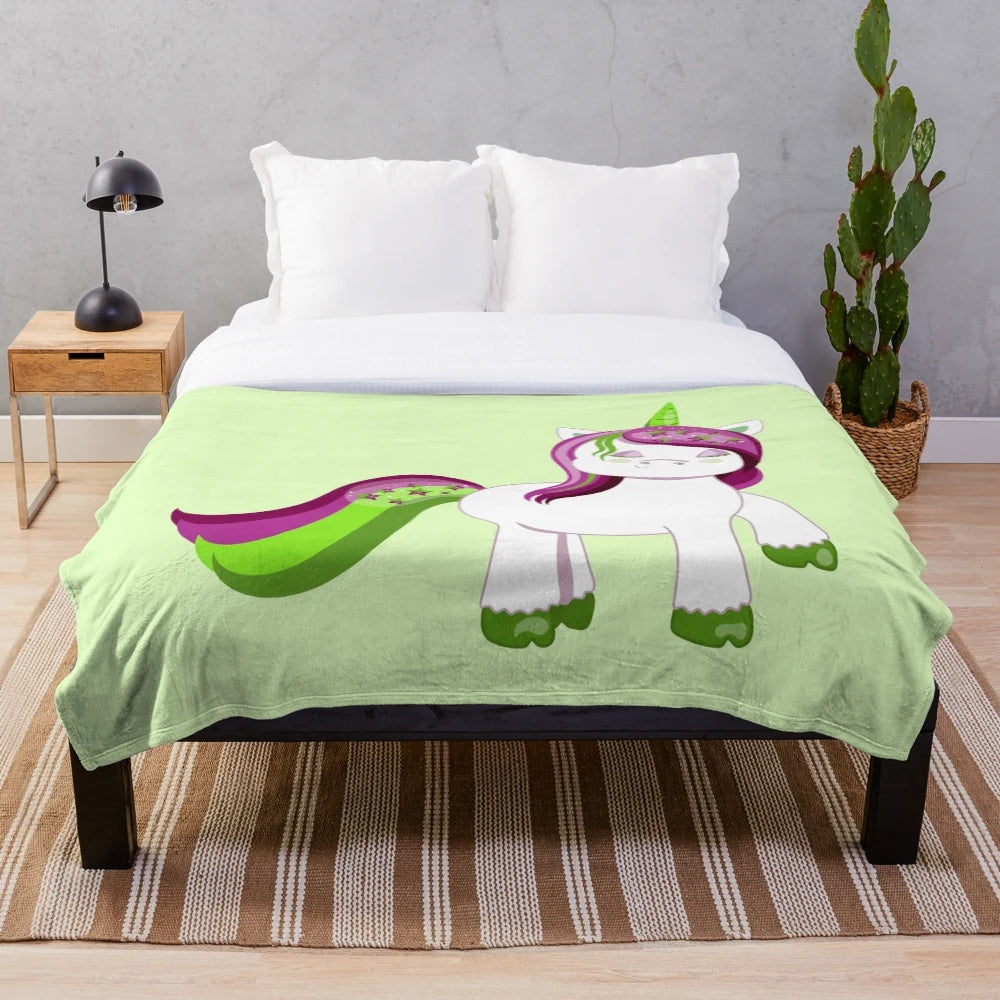 Soft and Cuddly Unicorn Plush Blanket for a Magical Bedroom