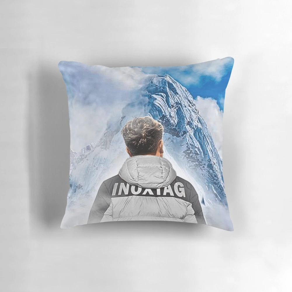 Everest Inox Pillow, a durable and stylish stainless steel accent for your home.