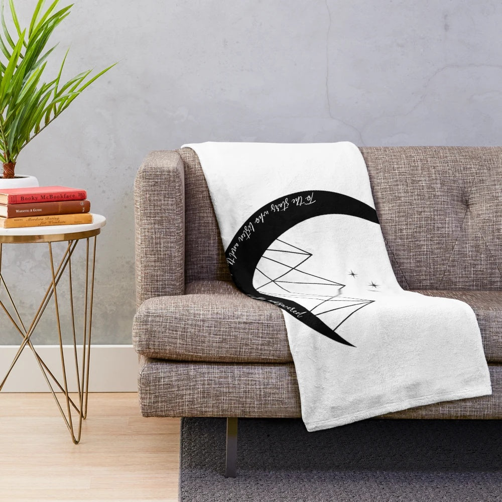 ACOTAR Night Court Plush Blanket featuring Feyre, Rhysand, and the Velaris skyline
