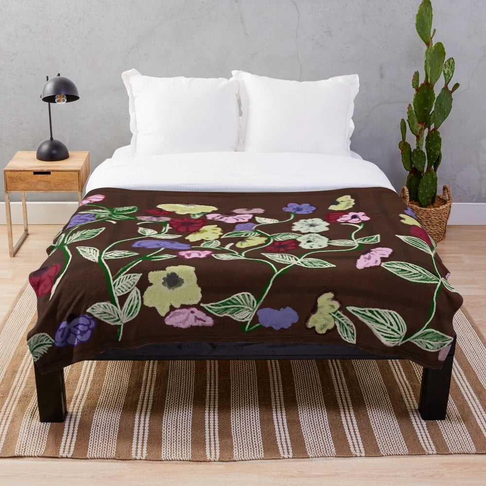 Floral piano plush blanket with artistic design