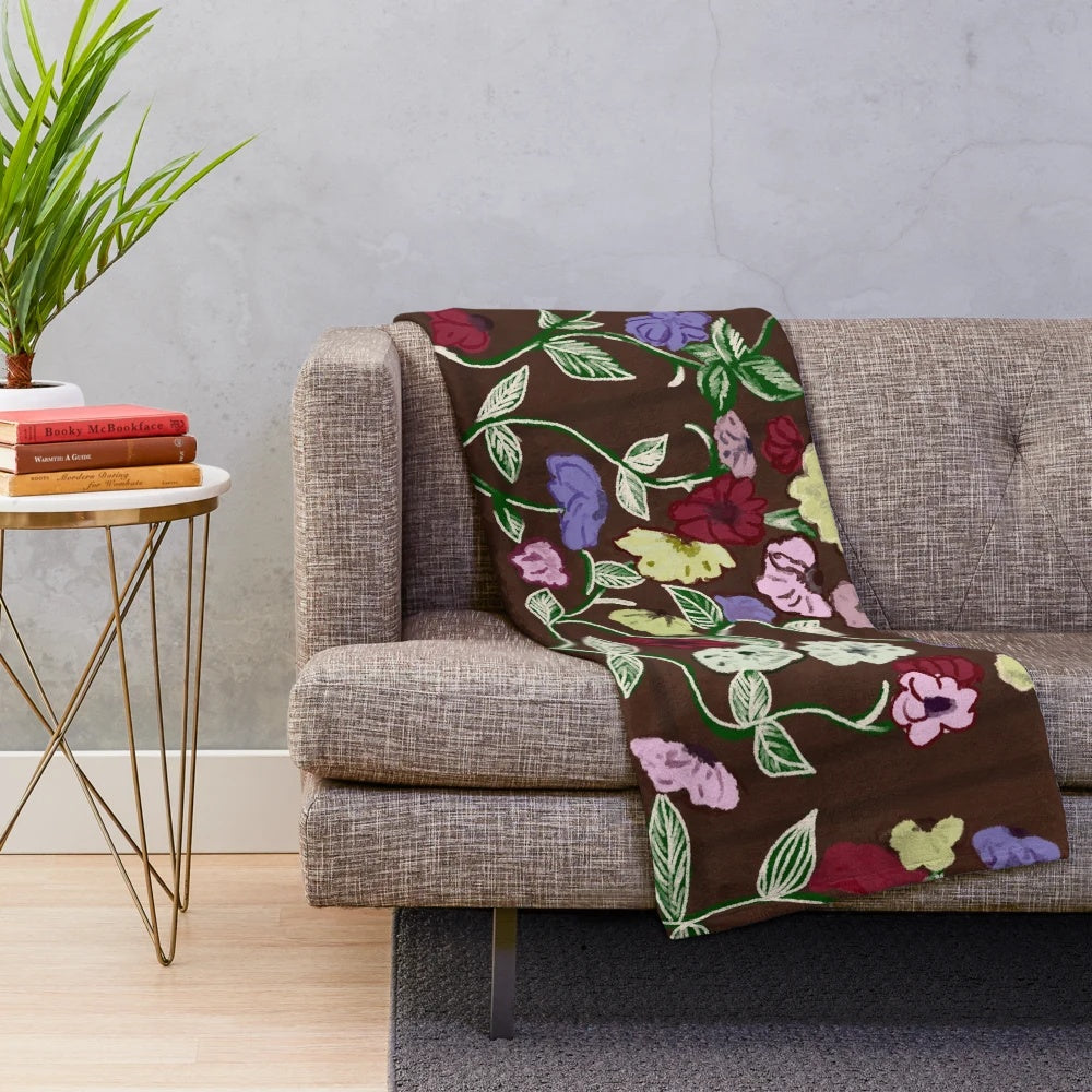 Floral piano plush blanket with artistic design