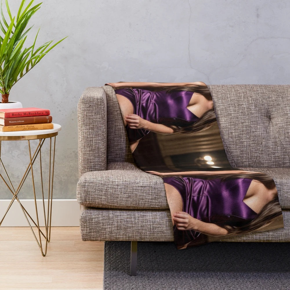Hailee Steinfeld inspired plush blanket, cozy and soft home decor