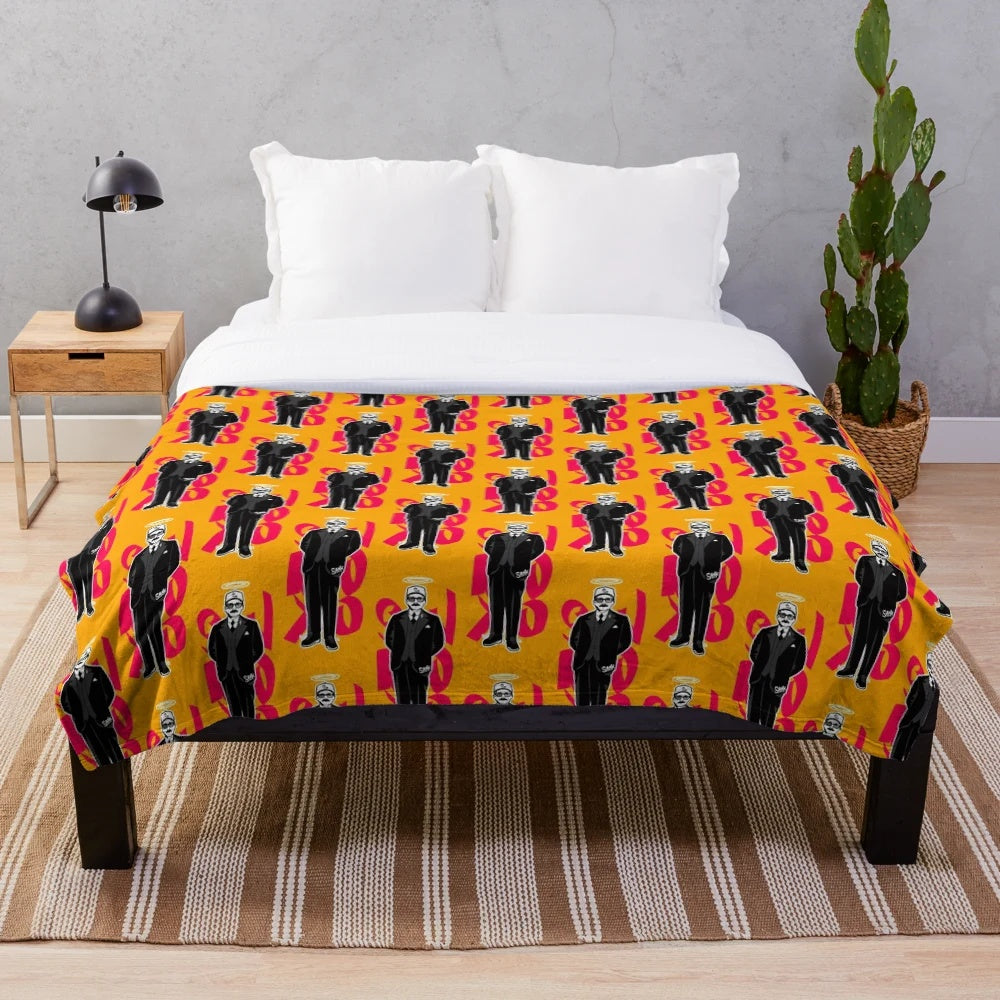 Goyo Hand II plush blanket with minimalist, nature-inspired design