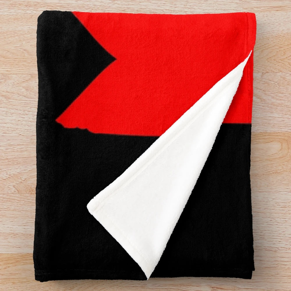 Heart-shaped plush blanket in Idaho theme