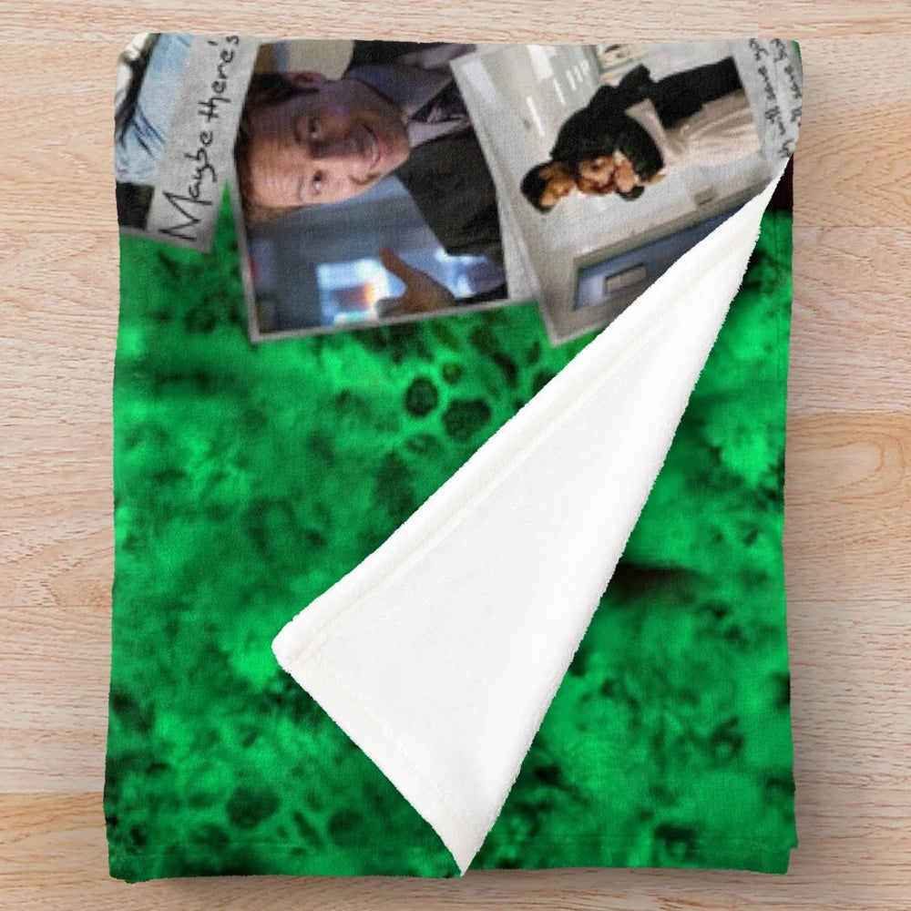 Inspirational "Don't Give Up" plush blanket featuring X-Files characters Mulder and Scully