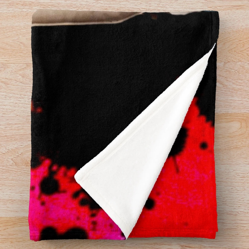 Cozy plush blanket featuring the couple Max Caulfield and Chloe Price from the game Life is Strange