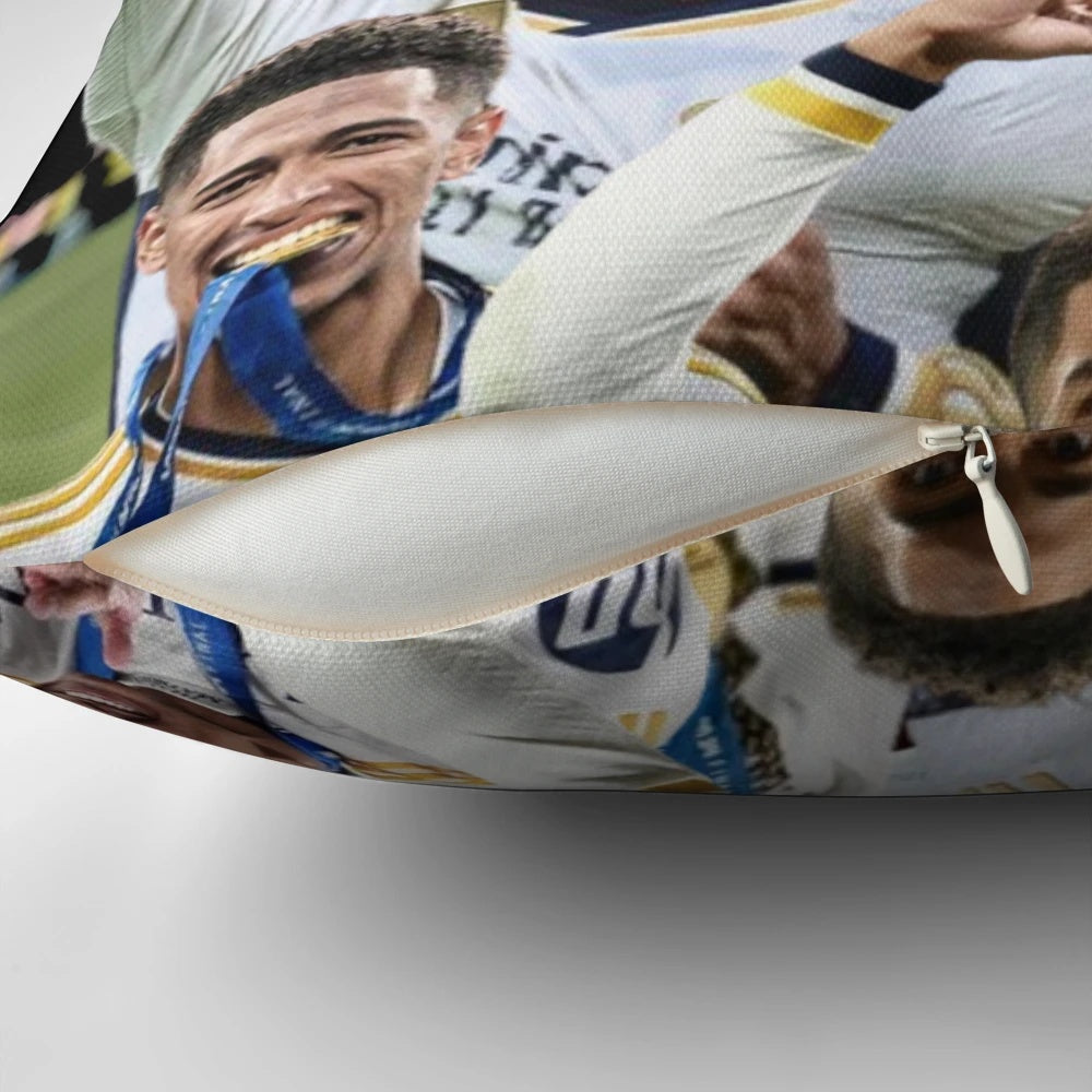 Jude Bellingham poster featuring the England national team midfielder in his Real Madrid kit