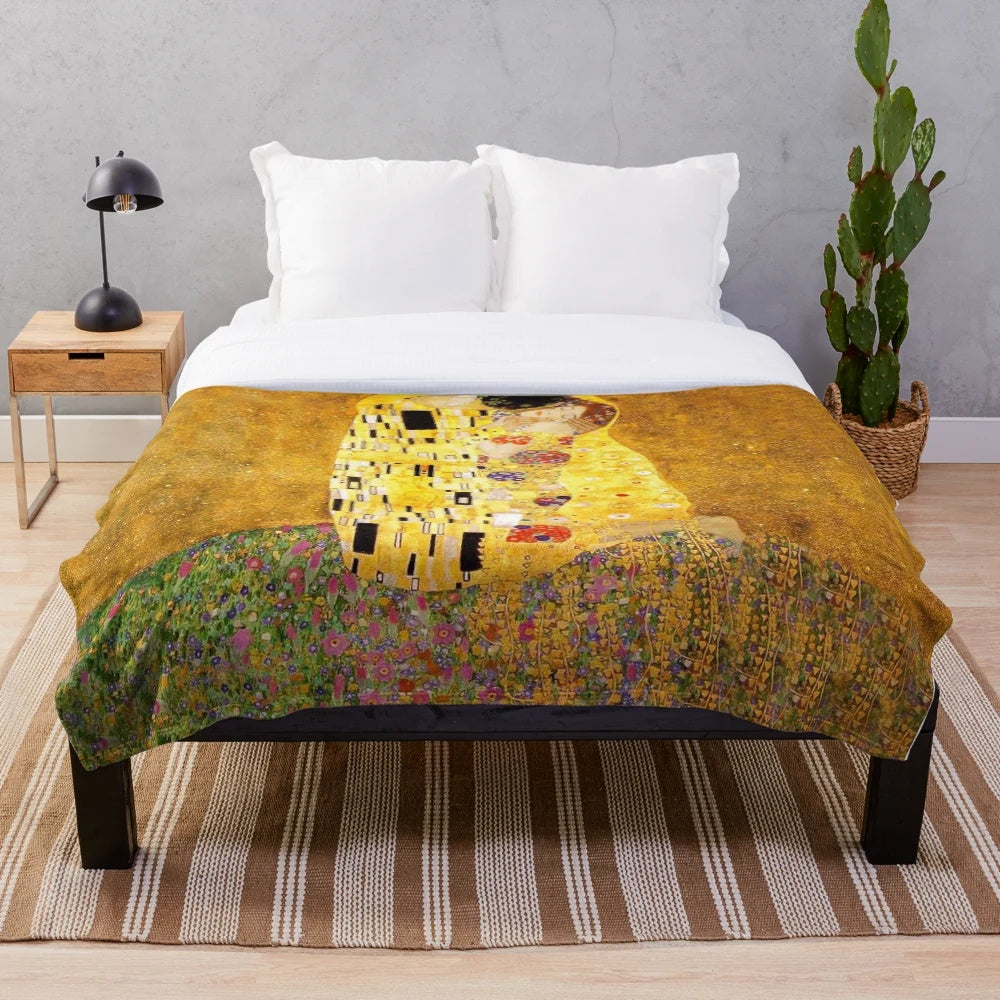 Klimt-inspired plush blanket featuring the iconic painting "The Kiss