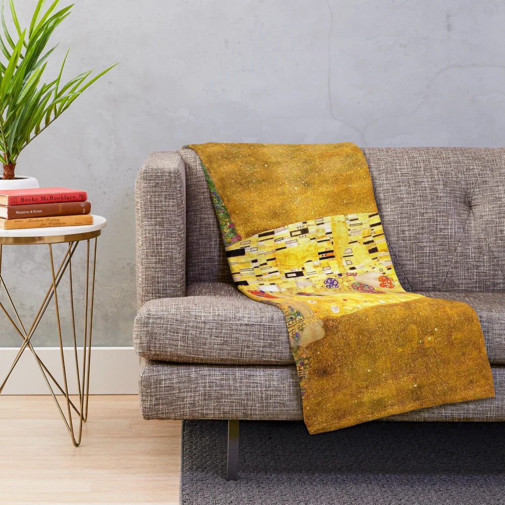 Klimt-inspired plush blanket featuring the iconic painting "The Kiss